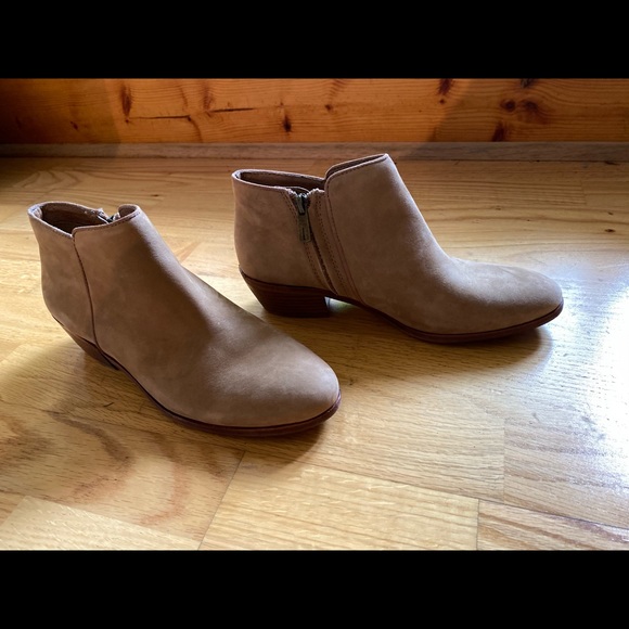 Brand new Sam Edelman Petty in Honey Suede, 7.5 - Picture 3 of 7